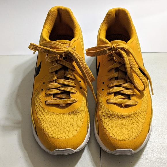 mustard color nike shoes